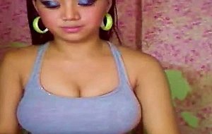 Tgirl sucks her own cock