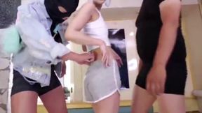 Strategies for Successfully Meeting Women at Their Job Location