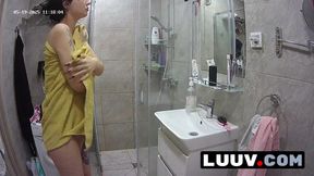 LUUV. Alice&#039;s exhibitionism is sharing her real life, homemade morning shower on camera