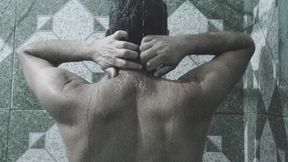 hombre desnudo masturbandose
