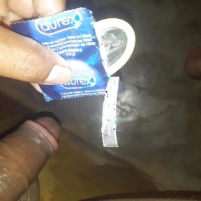 Ajj toh maja aagaya condom se mut mar ke