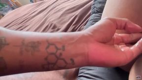 arrombada pela mao e pela pica desse negao!