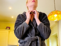 Blonde emo amateur solo masturbation