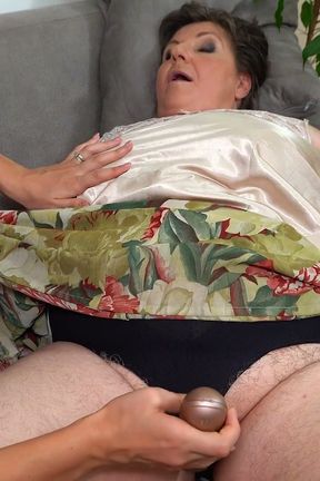 Granny Is Taking Advantage on the Girl Nextdoor! Real Lesbian Old and Young! - Edpisode 1