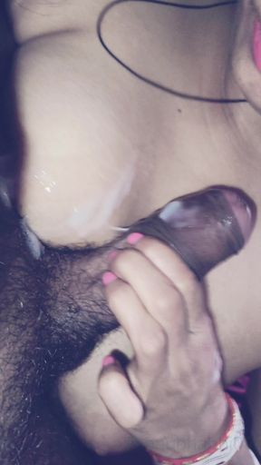 Desi indian tannu bhabhi sucking 💦 her boyfriend dick and cum swallowing