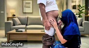 Her Husband's Friend Comes Home to Play with Her in the Living Room. Ice Cream on Dick. She Eats Cum with Ice Cream