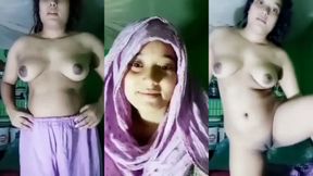 Kumari taar bf ke nijer shompodh dekhie khushi kore