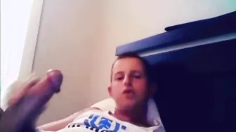 Huge Cock Twink Shoots Massive Multiple Cumshots on Webcam