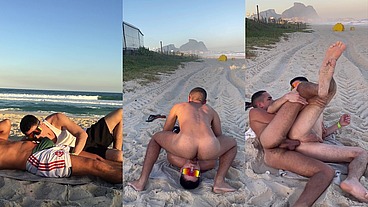 FODA NA PRAIA COM O TURISTA