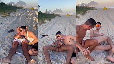 FODA NA PRAIA COM O TURISTA