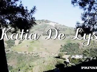 Latin babe Katia Takes Cock in Her Mouth and Butt Outdoors