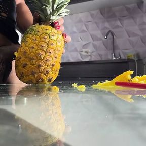 Follando Pina) Fucking Pineapple