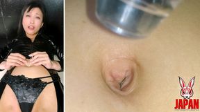 Hana Kano - Extreme belly button exploration part 2: suction and microscopic observation