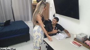 professora se diverte com a piroca do aluno safado (video completo)