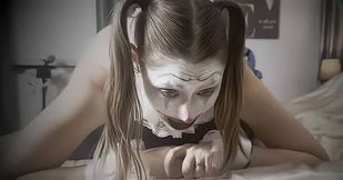 la clown se fait lecher
