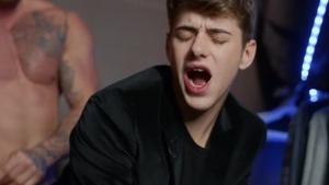 DrillMyHole: American Joey Mills masturbation