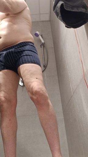 Shower at work, watch to the end