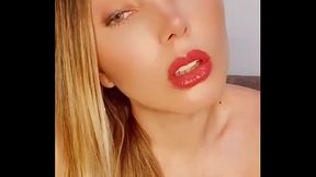 Vamos a video llamada bb... 11975740713