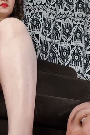 Barefoot Goddess: Foot Worship, Wrinked Soles Licking &amp; Toe Sucking - Dame Olga 1080p (031b)