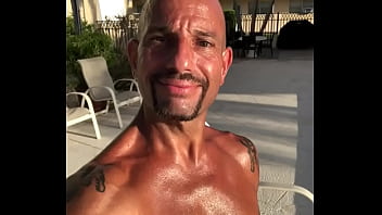 THE HAPPY BEACH BODY PORNSTAR MAXXX LOADZ GYM TAN SEX GTS