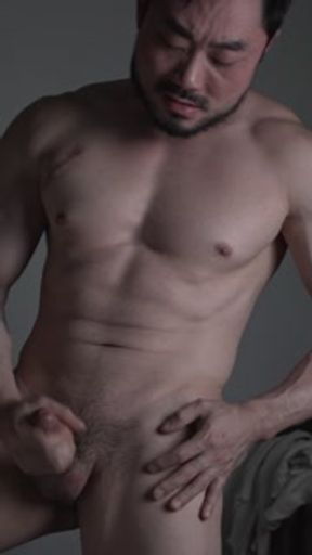 Chindo solo jerk in the morning and eat my own sperm