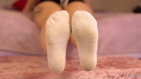 sweaty smelly socks and feet worship joi