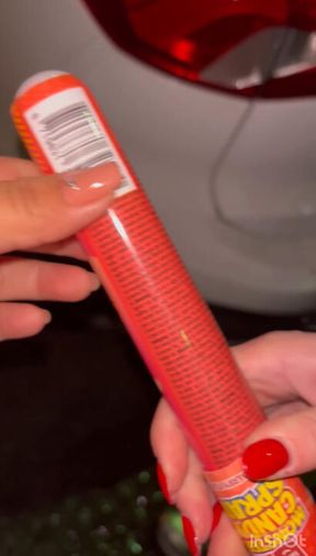 Post-shopping, facci da latrina e lasciati rompere il culo nel parcheggio