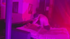 Maisie Lewis experiences English Toms magic hands