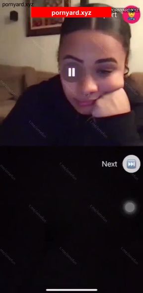 Flirty amateur flashes webcam in reaction to audience's cheers