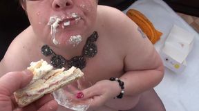 Cream cakes