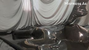vacbed seduction: mistressae on top