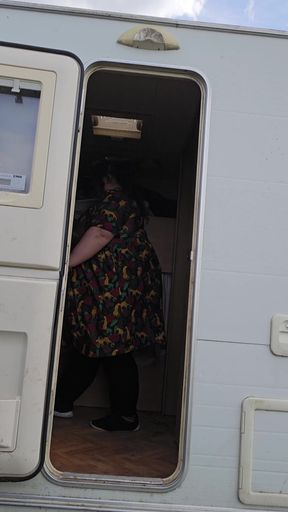 SSBBW Ladybrads Vs Caravan Door