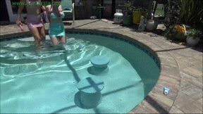 Water bound dildo fucked by her Mistress in the pool (MP4 HD 6000kbps)