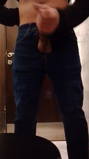 Indian *** Masterbating in Her Bathroom H.j - Hemoshovel
