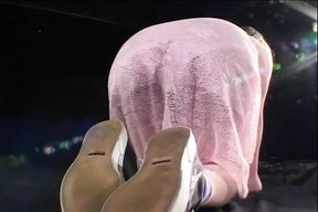 German chick loves sucking a dick while her pussy is getting fingered