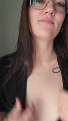 Tease Queen.. Just Enough to Ruin Your Focus