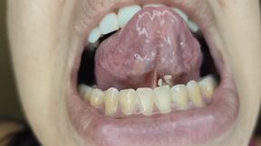 FELL MY WITH GIANT TONGUE SMALL SLAVE PART 2 BY KIARA AND SMALL JEFF FULL HD