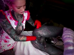 Kinky tattooed crossdresser gets his anal hole stretched out