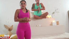 Ariana Van X couldn't do yoga because of her thirst for sex