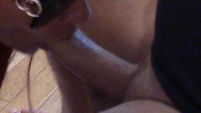 MILF blowjob with sunglasses, close-up