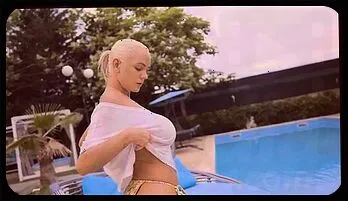 Outdoor Passion: Big Boobs & Massive Dicks trending videos