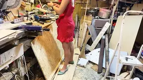 Man with broken hand made Garage fucking with soft cock, hanjob until cumshot