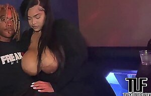 Karaoke bar fuck with bbw suzy