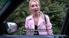 Public park tryst leads to cheating creampie