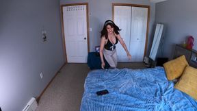 While I was playing on my phone I didn&#039;t notice how I got fucked