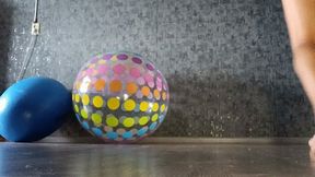 looner jump on egg ball