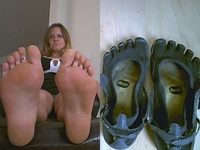 SUBMIT YOUR SOUL TO MY DEADLY STINKY VIBRAMS