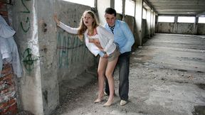 Beautiful Yulia Blondy in professional pick-up sex scene