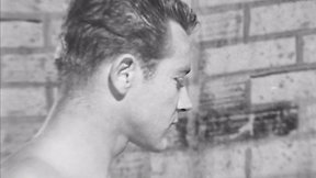 Amateur hunks in homemade gay video: cruel cop and the sassy prisoner
