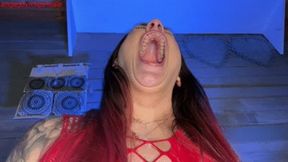 Teething Yawning *very close* wmv